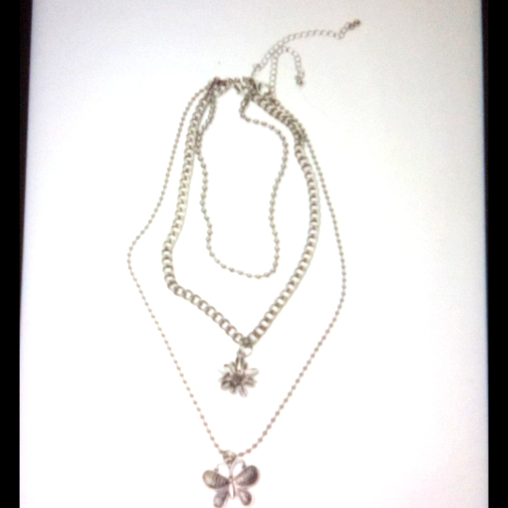 Little Ladies Necklace set